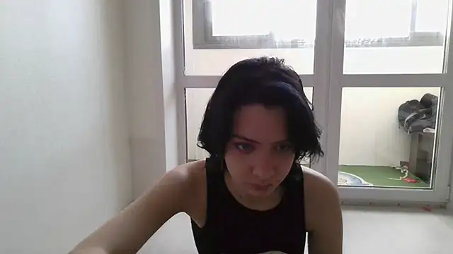 LxayBloom online show from 15, 5, 2026
