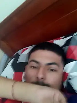 Snapshot of Mateotubbe chatting on 7, 1, 2026 Mateotubbe online show from 7, 1, 2026