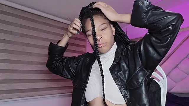 mia gatesvg online show from 21, 3, 2026