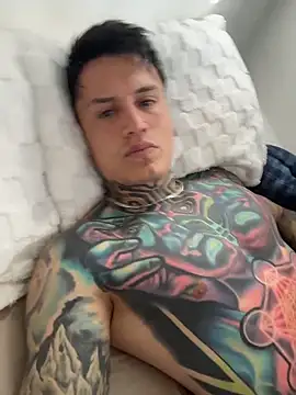 Snapshot of Chrissblack chatting on 4, 2, 2026 Chrissblack online show from 4, 2, 2026