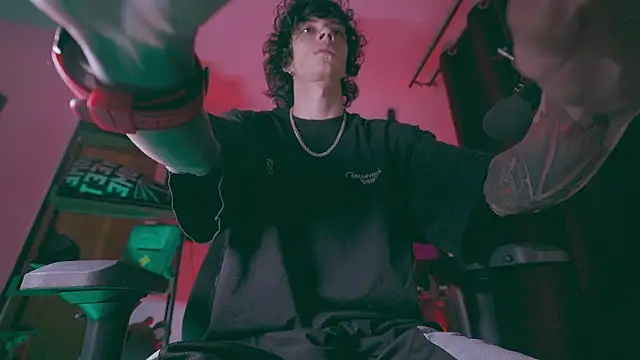 Olliver   y online show from 21, 4, 2026