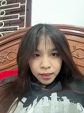 Snapshot of Lyli-122 chatting on 7, 3, 2026 Lyli-122 online show from 7, 3, 2026