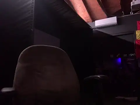 Snapshot of calimeatstick chatting on 7, 4, 2026 calimeatstick online show from 7, 4, 2026