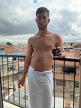 Snapshot of liam_bronw chatting on 19, 2, 2026 liam bronw online show from 19, 2, 2026