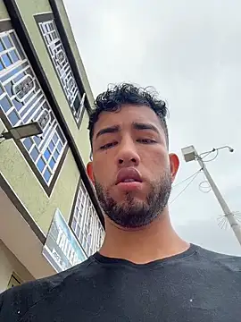 Snapshot of liam_bronw chatting on 24, 2, 2026 liam bronw online show from 24, 2, 2026