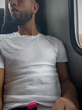 Snapshot of liam_bronw chatting on 4, 3, 2026 liam bronw online show from 4, 3, 2026