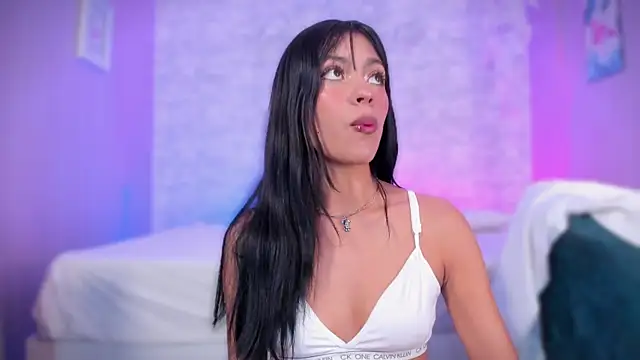 Snapshot of ayla_lux chatting on 14, 2, 2026 ayla lux online show from 14, 2, 2026