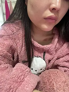 Snapshot of lealia699 chatting on 23, 2, 2026 lealia699 online show from 23, 2, 2026