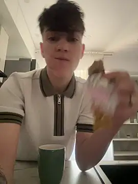 ravenryx online show from 16, 4, 2026