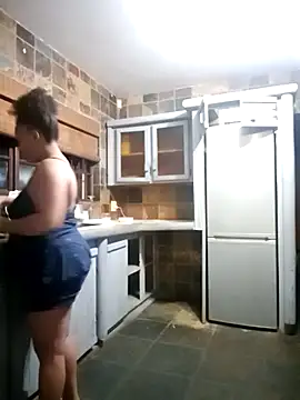 Snapshot of ThiqueAssKitty chatting on 6, 2, 2026 ThiqueAssKitty online show from 6, 2, 2026