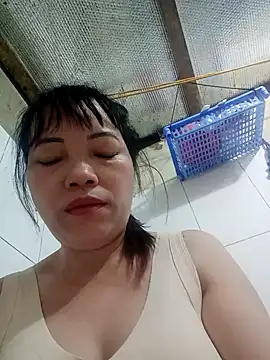 Snapshot of Sana-vn chatting on 5, 4, 2026 Sana-vn online show from 5, 4, 2026