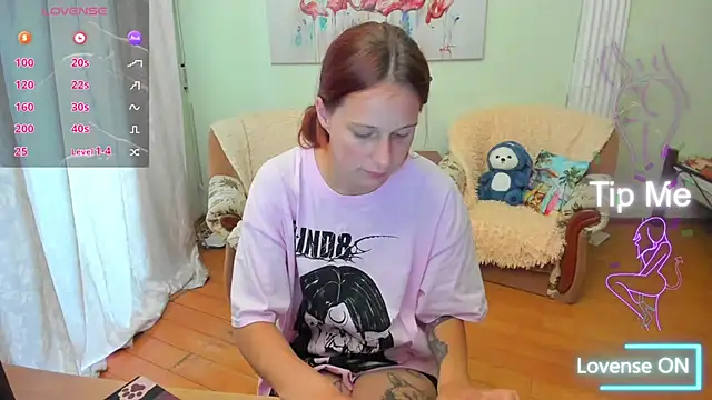 Lily Viola online show from 3, 7, 2026