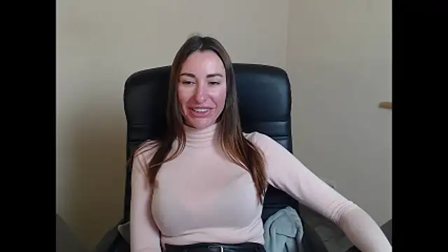 Snapshot of cammila_horn chatting on 10, 2, 2026 cammila horn online show from 10, 2, 2026