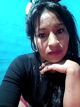 Saraa xx online show from 12, 4, 2026