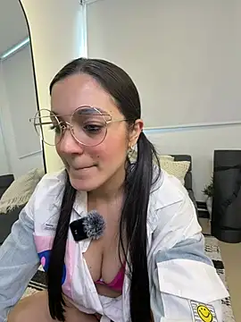 EVA WILD1 online show from 17, 2, 2026