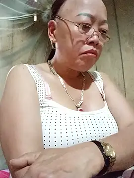 Snapshot of Agnes-baby chatting on 8, 7, 2026 Agnes-baby online show from 8, 7, 2026
