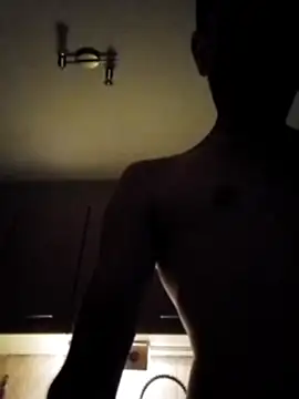 Snapshot of Erz84 chatting on 16, 10, 2025 Erz84 online show from 16, 10, 2025