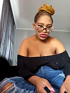 Snapshot of Sultrydiva1 chatting on 16, 1, 2026 Sultrydiva1 online show from 16, 1, 2026