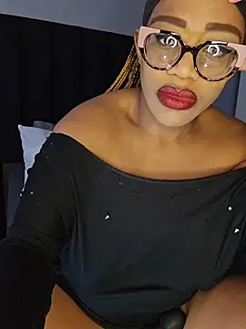 Snapshot of Sultrydiva1 chatting on 1, 2, 2026 Sultrydiva1 online show from 1, 2, 2026