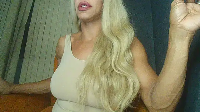 Snapshot of paolla23cm_brasil chatting on 13, 6, 2026 paolla23cm brasil online show from 13, 6, 2026
