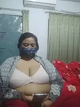 momo loves online show from 14, 2, 2026