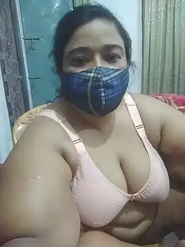 momo loves online show from 4, 4, 2026