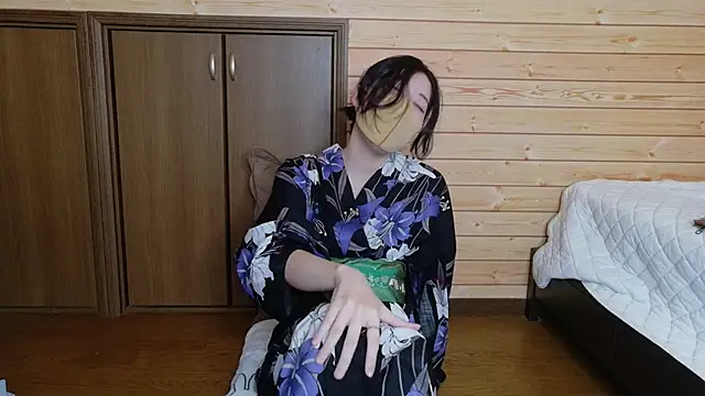 minami room online show from 6, 6, 2026