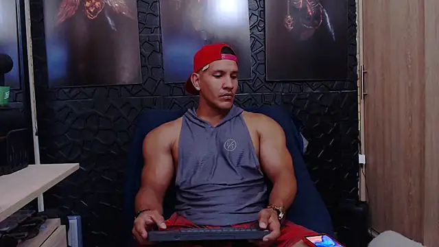 Snapshot of viktor_herrera chatting on 23, 6, 2026 viktor herrera online show from 23, 6, 2026