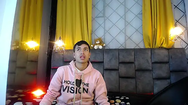 Snapshot of Maik_Russo chatting on 12, 2, 2026 Maik Russo online show from 12, 2, 2026