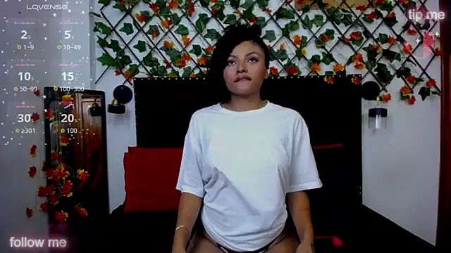 vsamanthaper1 online show from 17, 3, 2026