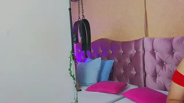 Missy 22  online show from 14, 4, 2026