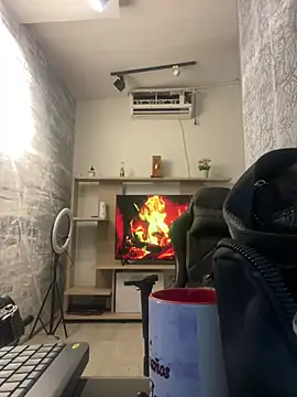 Violett hott  online show from 2, 6, 2026