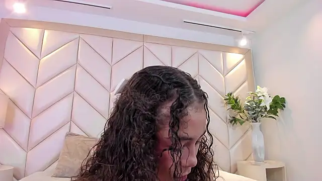 CamilaCastillo online show from 11, 3, 2026