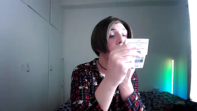 Snapshot of HoneyValentine chatting on 8, 2, 2026 HoneyValentine online show from 8, 2, 2026