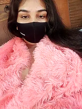 Snapshot of babydoll7172 chatting on 14, 1, 2026 babydoll7172 online show from 14, 1, 2026