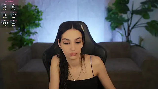 Mila Rose054 online show from 13, 5, 2026