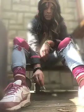 dongoralesko77 online show from 22, 4, 2026