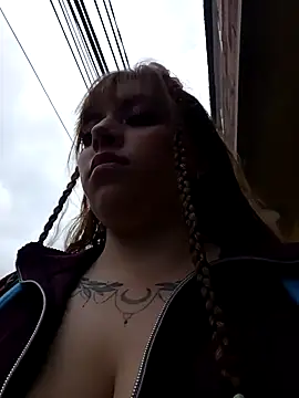 ISABELLA-01  online show from 23, 4, 2026