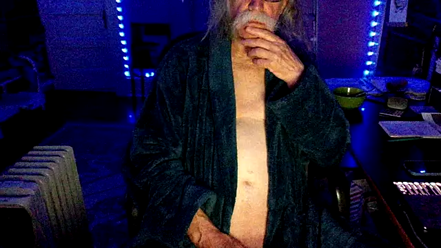Snapshot of LickYourYoni chatting on 20, 4, 2026 LickYourYoni online show from 20, 4, 2026