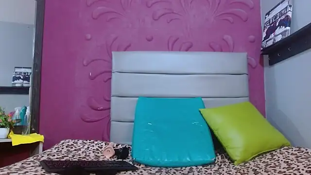 carina lopez707rs online show from 11, 4, 2026