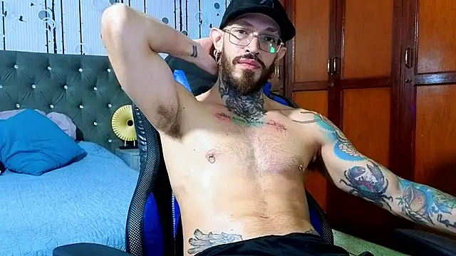 Snapshot of Simon_Rz chatting on 6, 6, 2026 Simon Rz online show from 6, 6, 2026