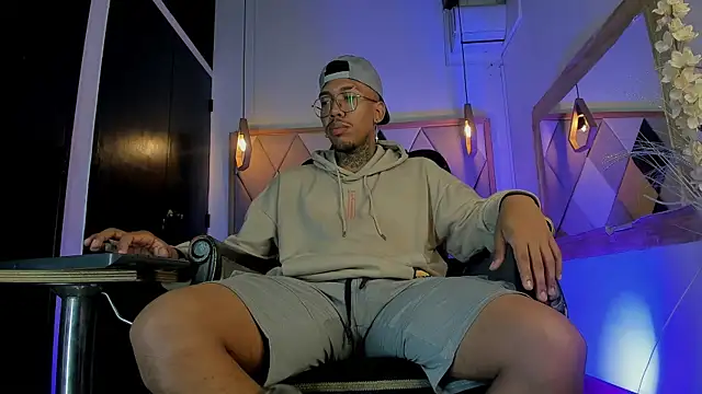 ThiagoBerry online show from 28, 2, 2026