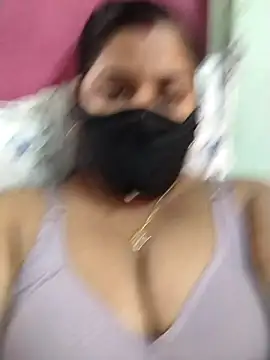 pinkisaha75 online show from 10, 4, 2026