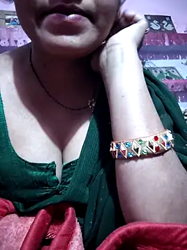 Nilam cute online show from 28, 2, 2026