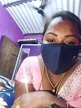 Snapshot of Tamil_Hot_Priya chatting on 13, 1, 2026 Tamil Hot Priya online show from 13, 1, 2026