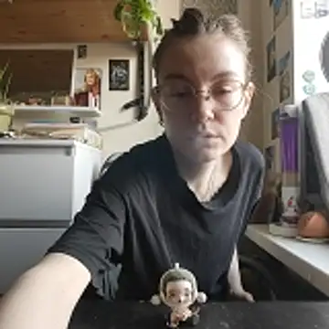 Shy Bamby online show from 13, 4, 2026