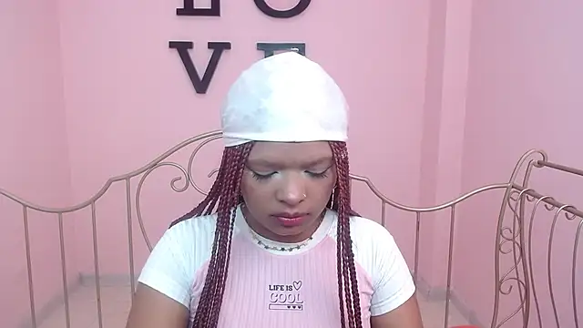 Snapshot of Choloeadams_xxx chatting on 12, 2, 2026 Choloeadams xxx online show from 12, 2, 2026