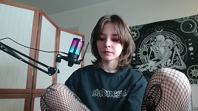 Snapshot of Mysterious_Toy chatting on 4, 2, 2026 Mysterious Toy online show from 4, 2, 2026