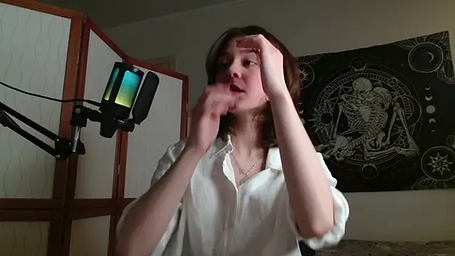 Snapshot of Mysterious_Toy chatting on 5, 2, 2026 Mysterious Toy online show from 5, 2, 2026