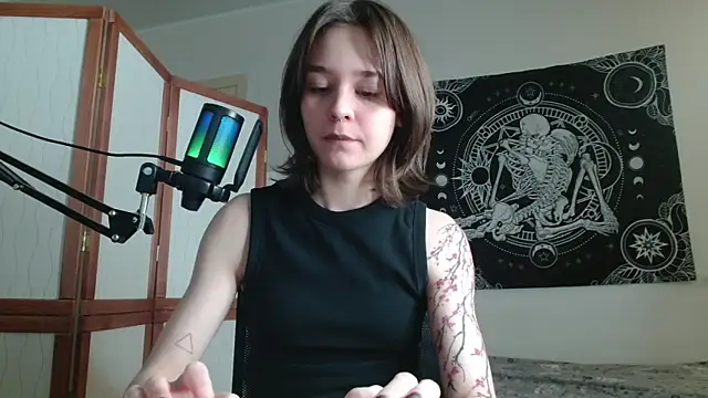 Snapshot of Mysterious_Toy chatting on 6, 2, 2026 Mysterious Toy online show from 6, 2, 2026